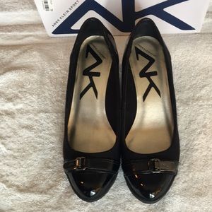 Very comfortable and Klein sport casual shoes. Super comfortable.